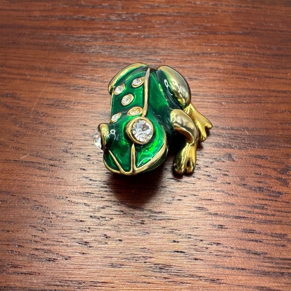Vintage enamel and Swarovski crystal frog brooch. Unsigned. - Picture 3 of 10